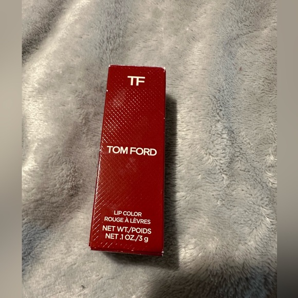 Tom Ford lipstick -16 Scarlet Rouge - Picture 2 of 4